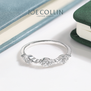 Evelia Light Women Ring